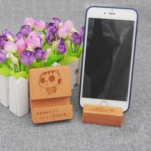 别具一格的手机饰品激光刻字  第3张