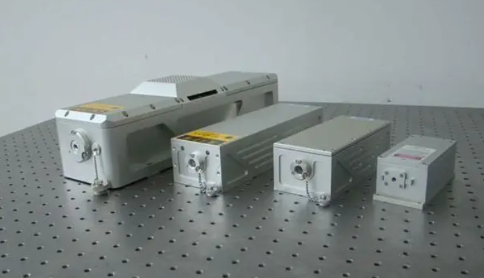 激光打标机中紫外激光器如何选择呢？
