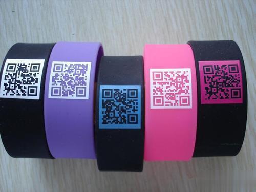 激光打标机在珠宝精美饰品中的应用有哪些？  第2张